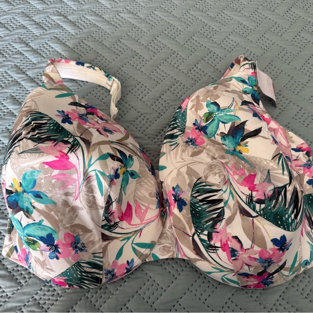 Floral Print Bra with Tropical Design